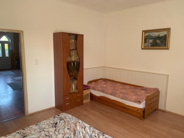 Apartmán Erd - Csendes, Kenyelmes Csaladi Haz Exteriér fotografie